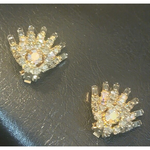 Resplendent AB Rhinestone Crystal Baguette Clip Earrings Hobe Gold Plt MCM VTG - Picture 13 of 14
